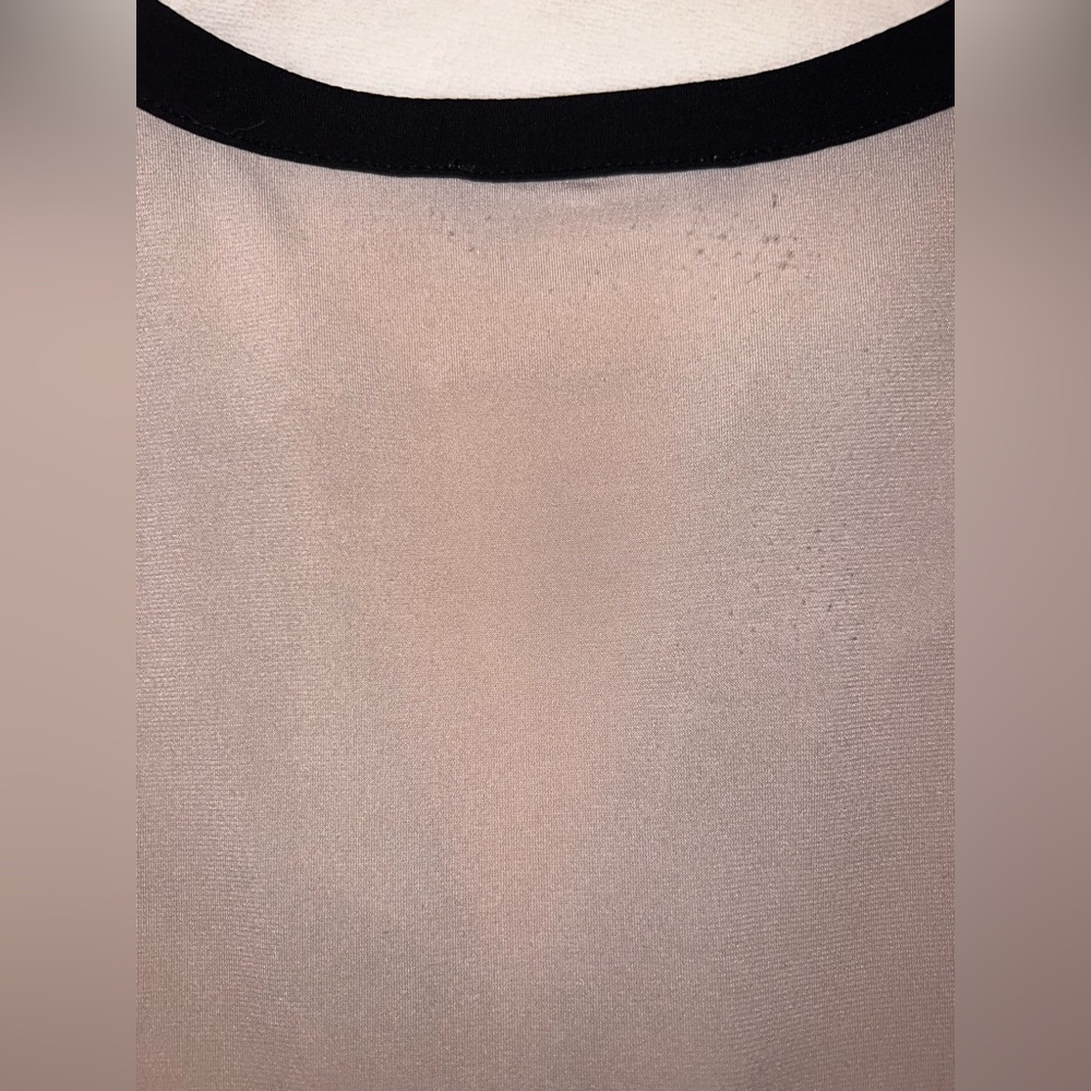 Calvin Klein Taupe Sleeveless Blouse Faux Leather Trim & Chain Detail – Size M - Picture 4 of 7